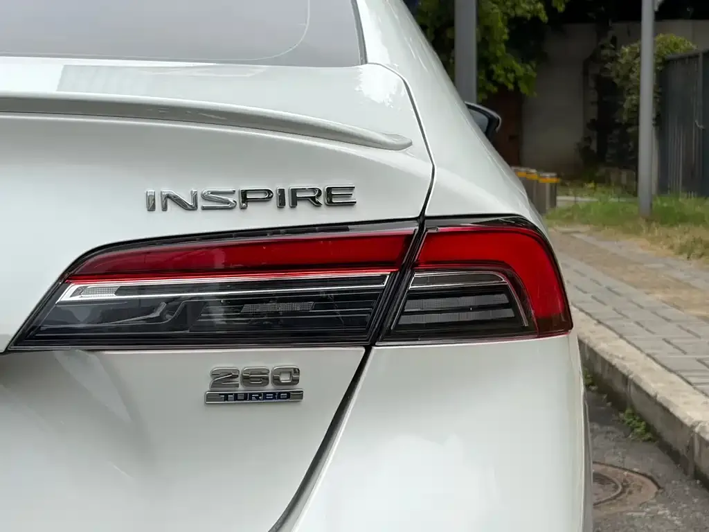 Honda Inspire — фото 3