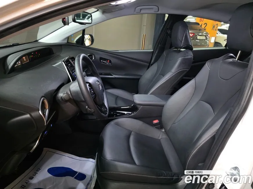 Toyota Prius — фото 8