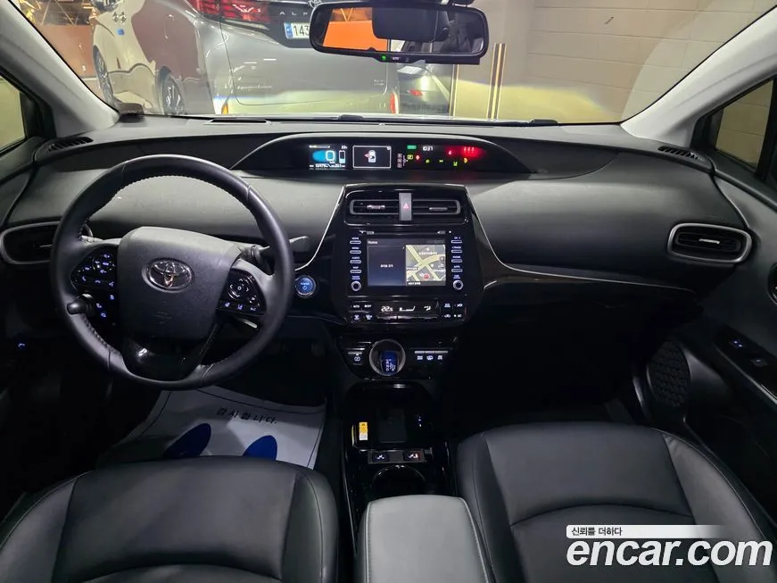 Toyota Prius — фото 5