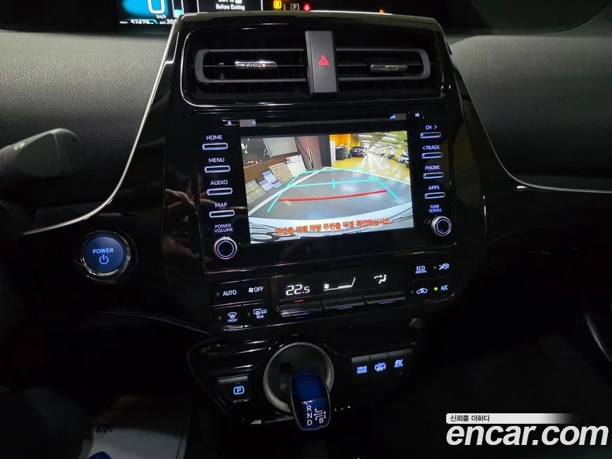 Toyota Prius — фото 7
