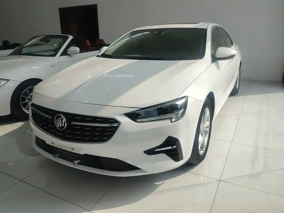 Buick Regal — фото 1