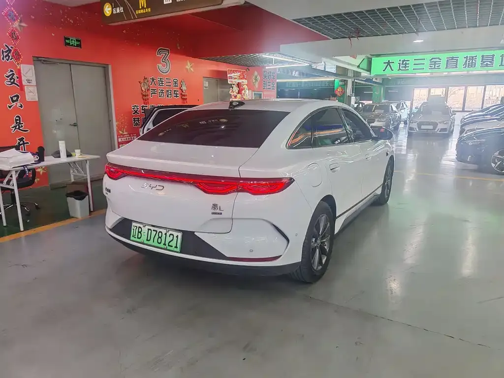 BYD Qin L — фото 6