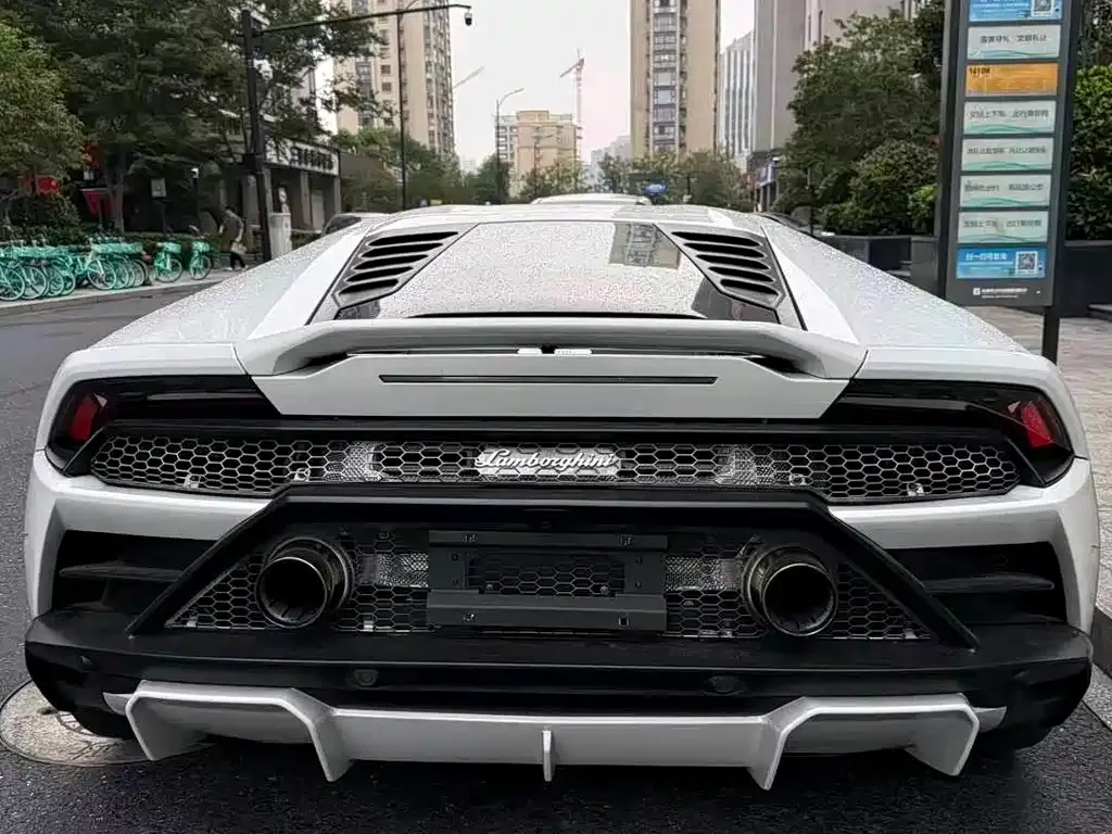 Lamborghini Huracan — фото 4
