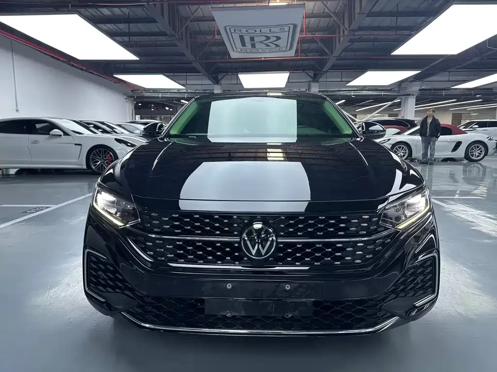 Volkswagen Passat — фото 4