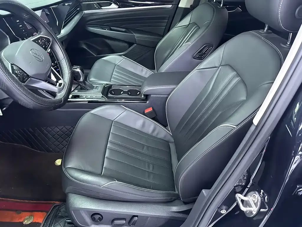 Volkswagen Passat — фото 8