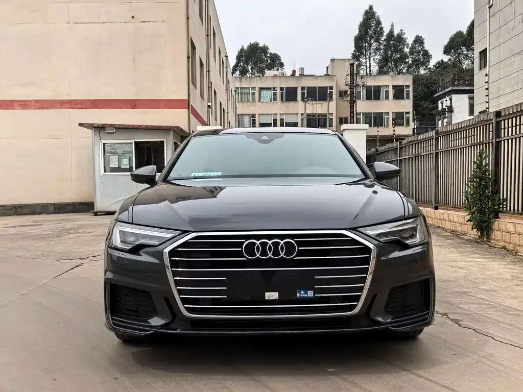 Audi A6L — фото 7