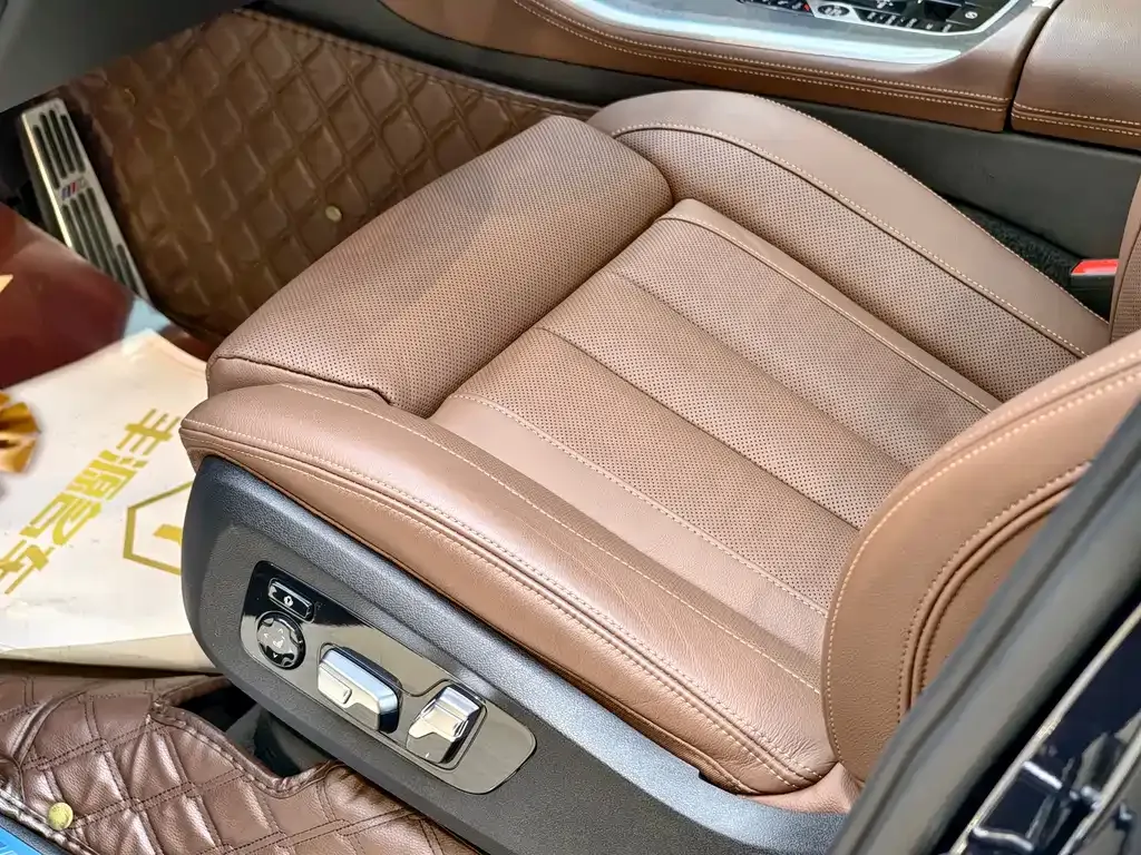 BMW X5 (Import) — фото 9