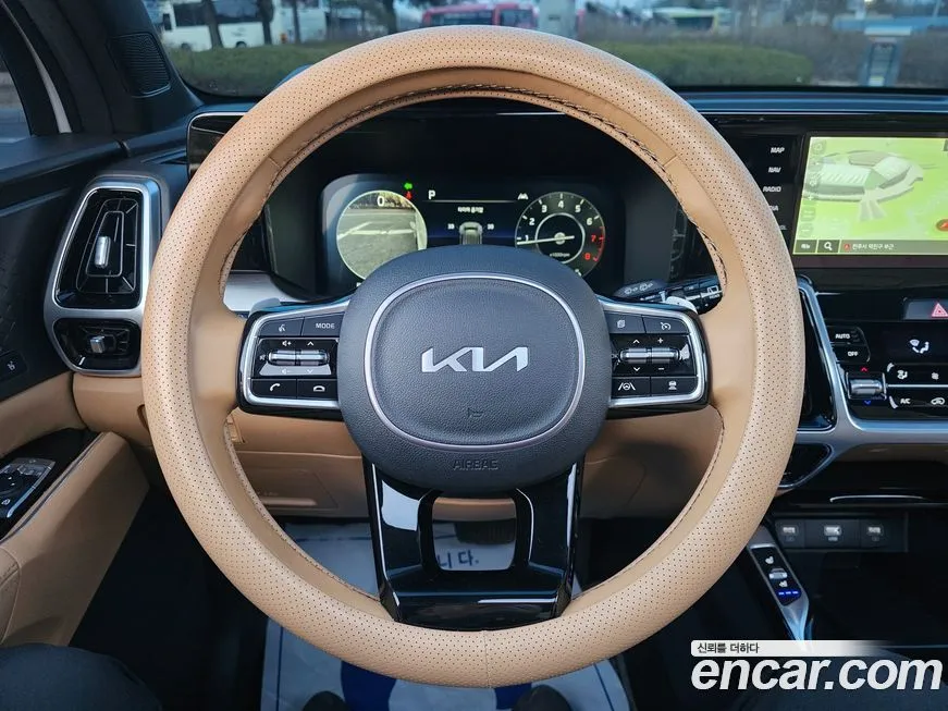Kia Sorento — фото 6