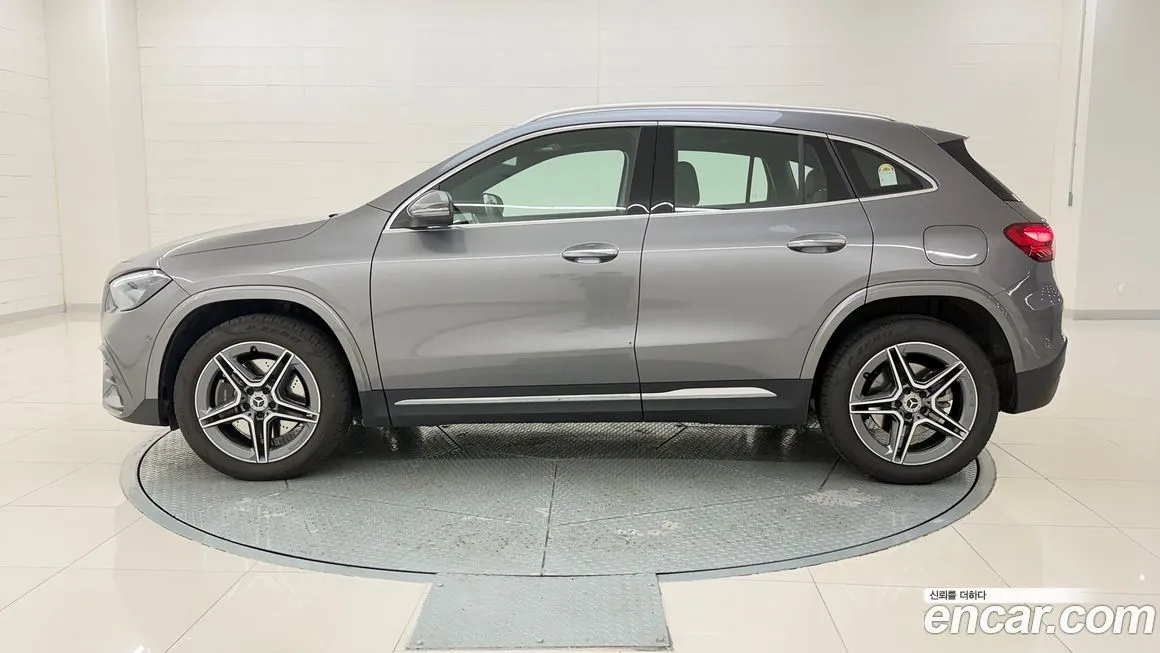 Mercedes-Benz GLA-Class — фото 2