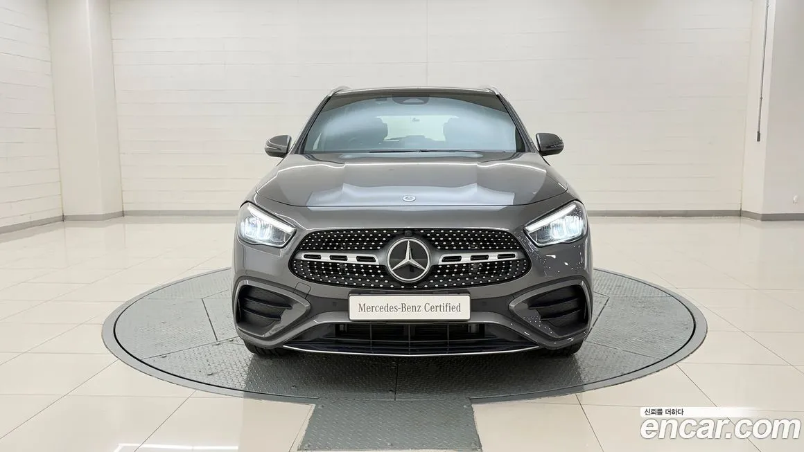Mercedes-Benz GLA-Class — фото 6