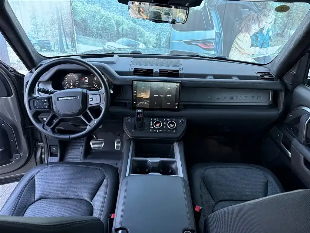 Land Rover Defender — фото 8