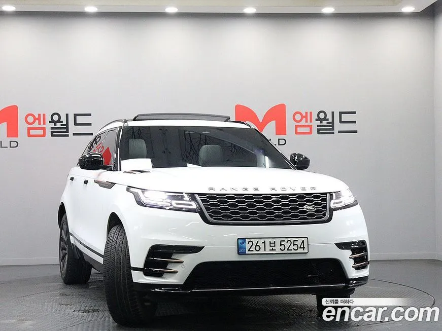 Land Rover Range Rover Velar — фото 10