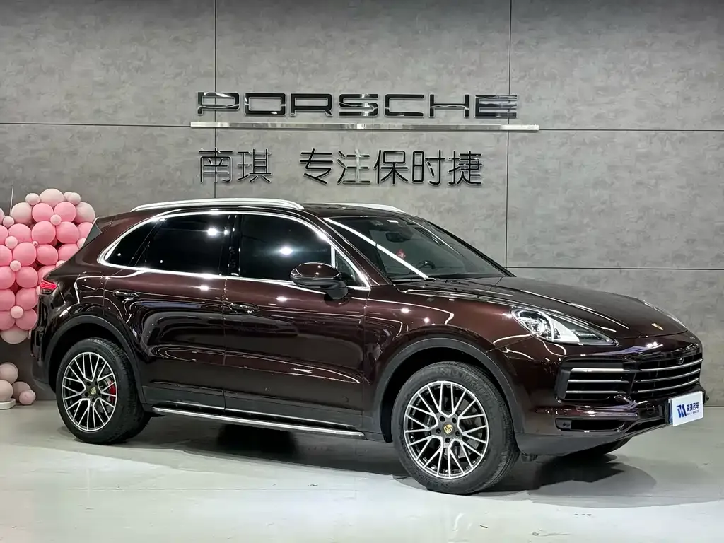Porsche Cayenne — фото 5