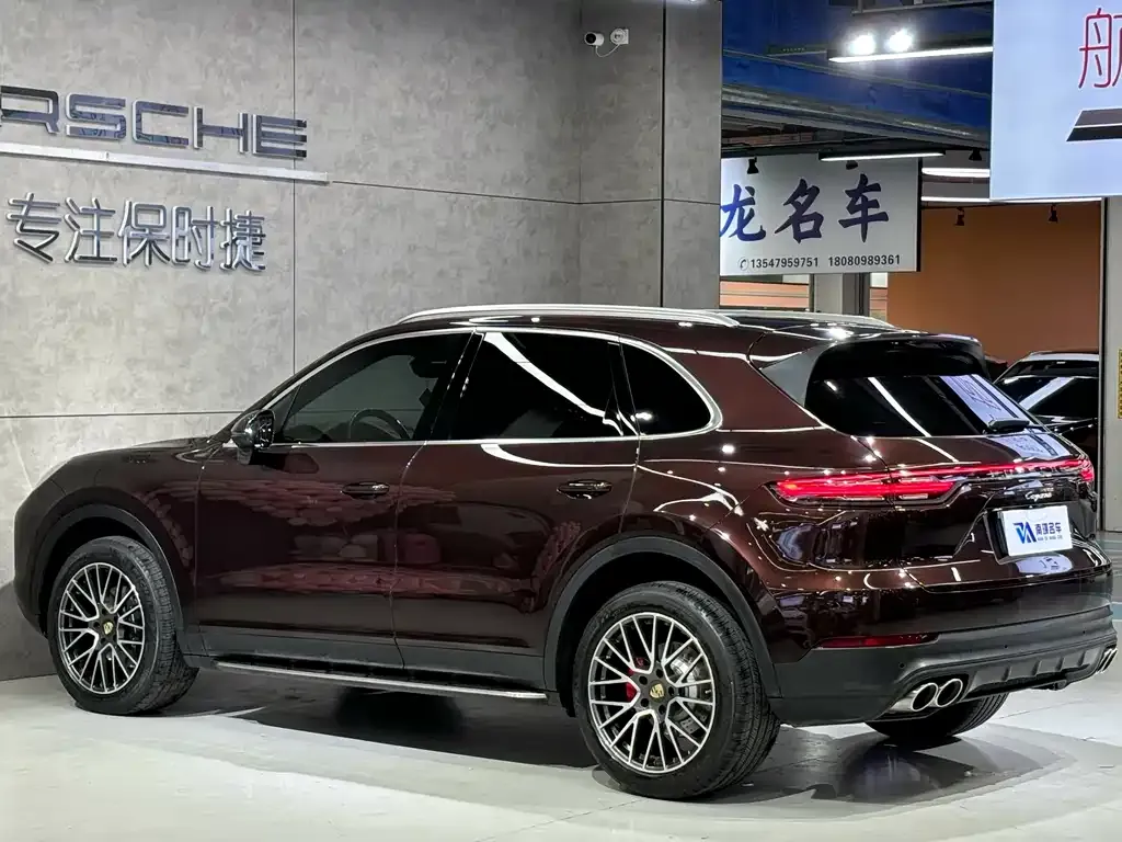 Porsche Cayenne — фото 2