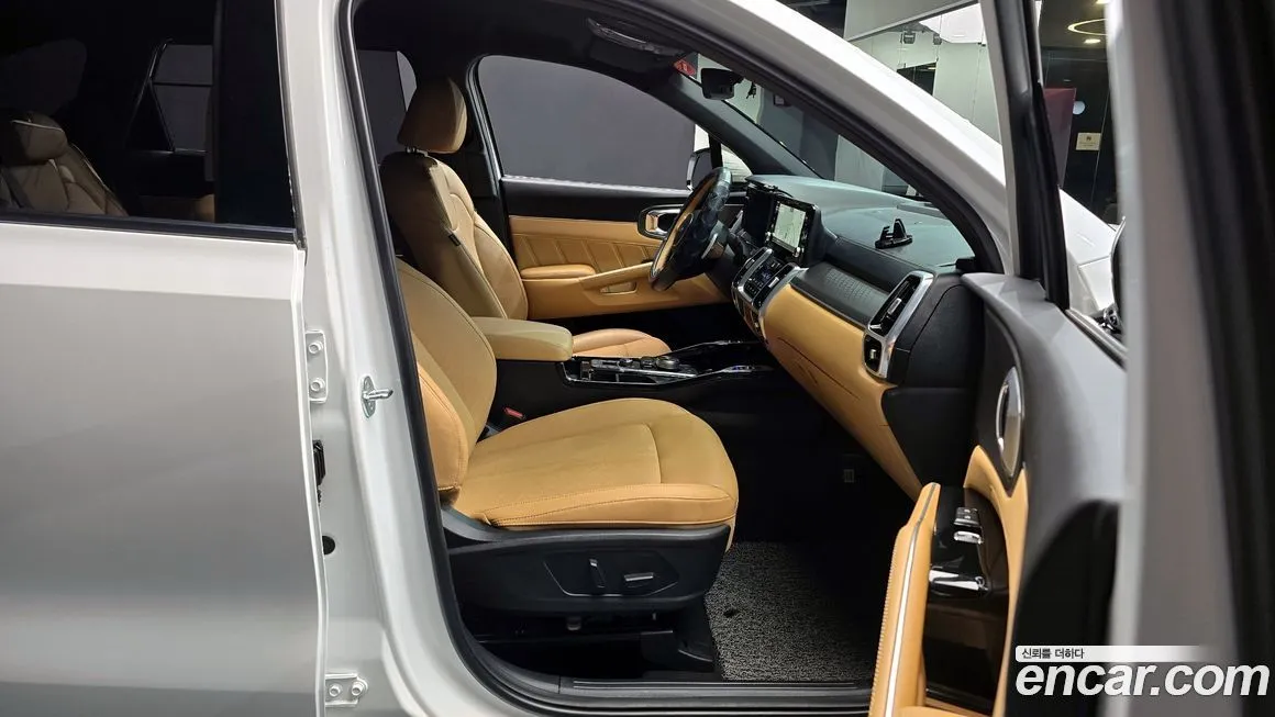 Kia Sorento — фото 10