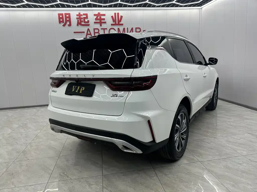 Geely Vision X6 — фото 4