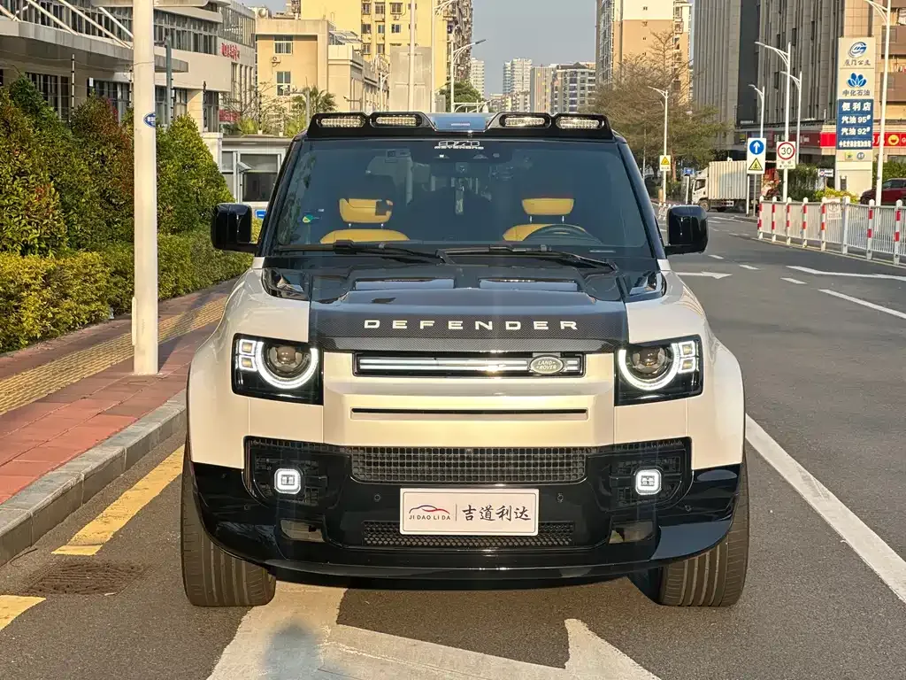 Land Rover Defender — фото 9