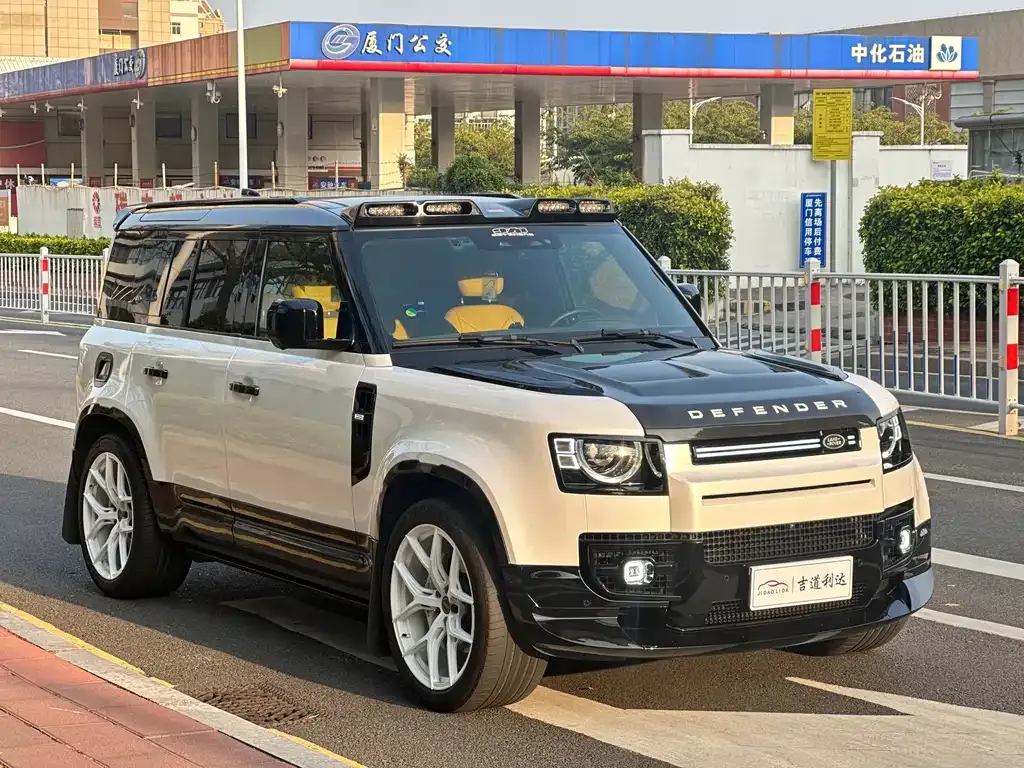 Land Rover Defender — фото 10