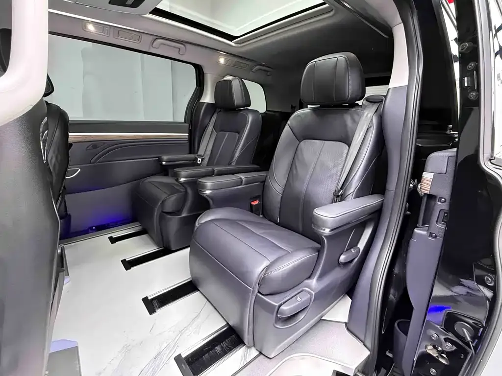 GAC Motor Trumpchi M8 — фото 8