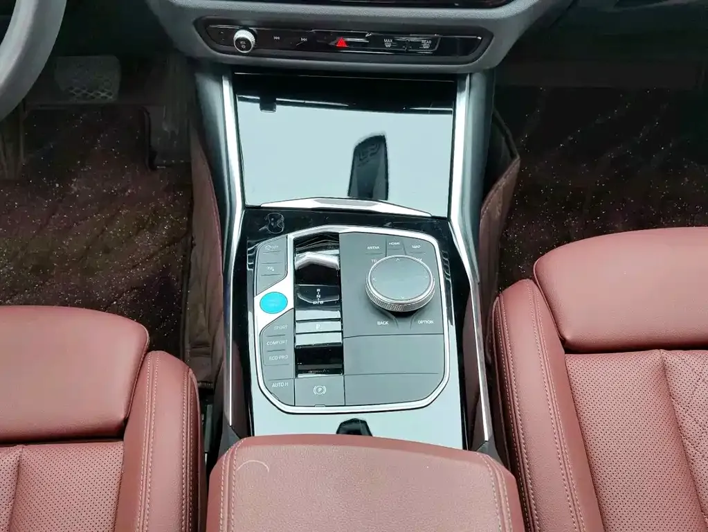 BMW i3 — фото 7