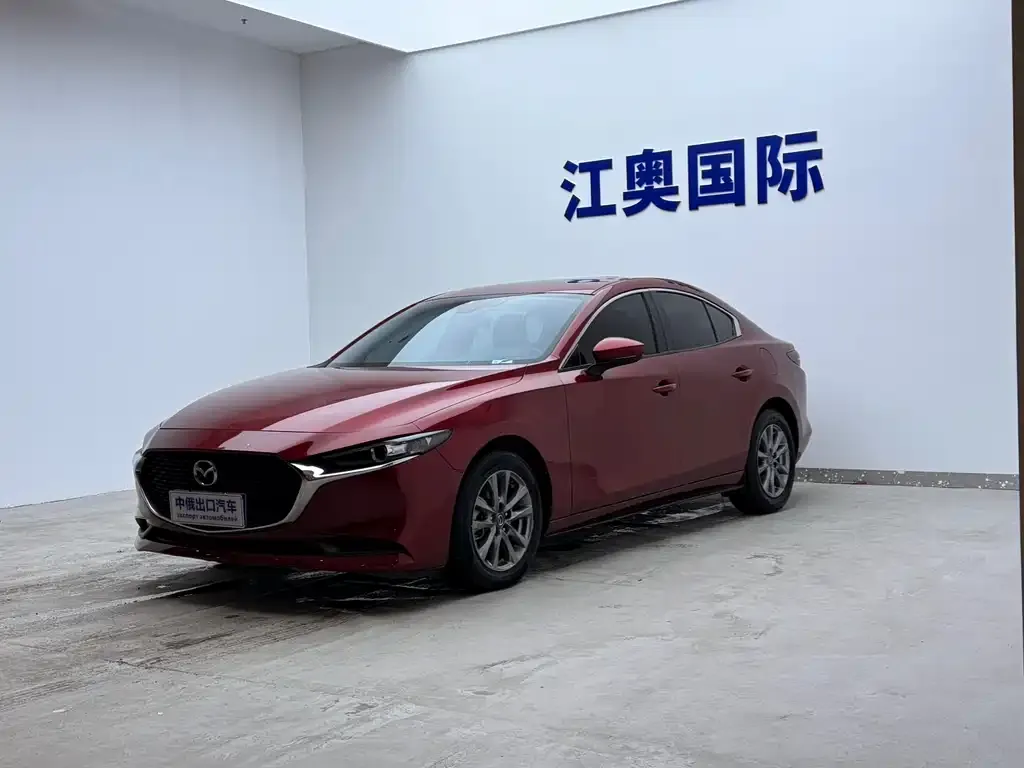 Mazda 3 Axela — фото 1