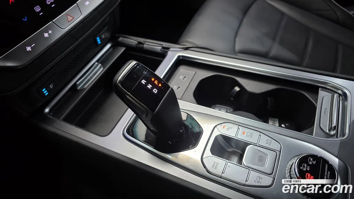 KG Mobility (Ssangyong) Rexton — фото 4