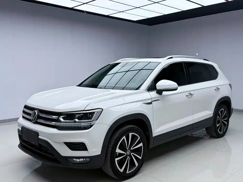 Volkswagen Tharu — фото 1