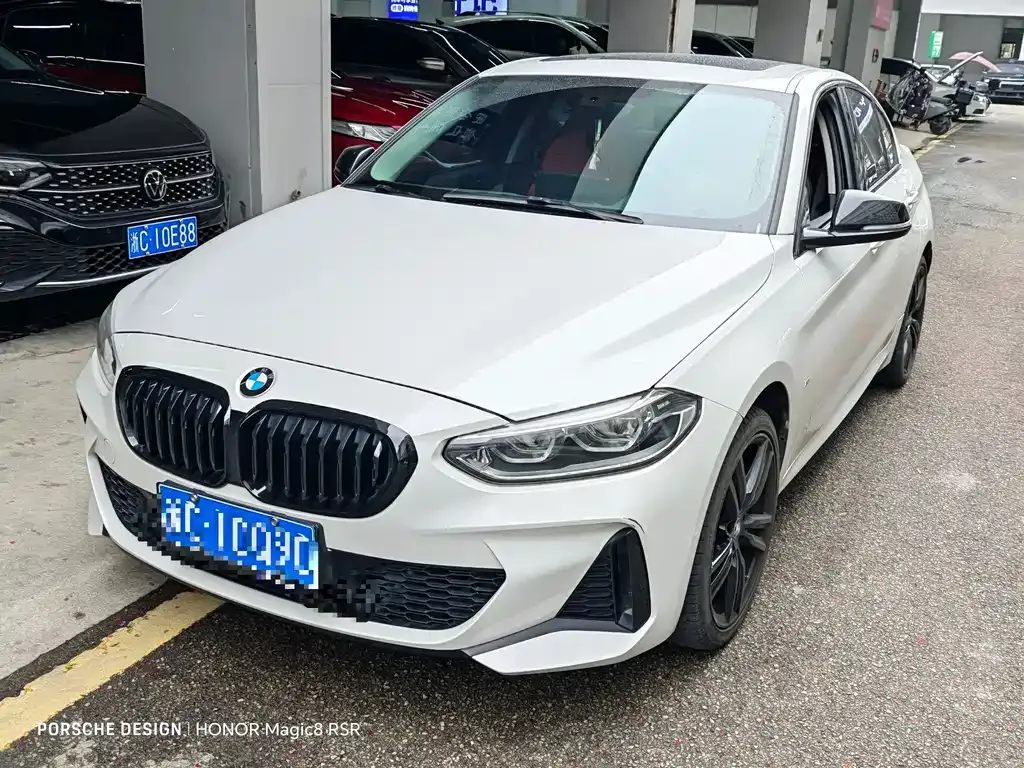 BMW 1 Series — фото 1
