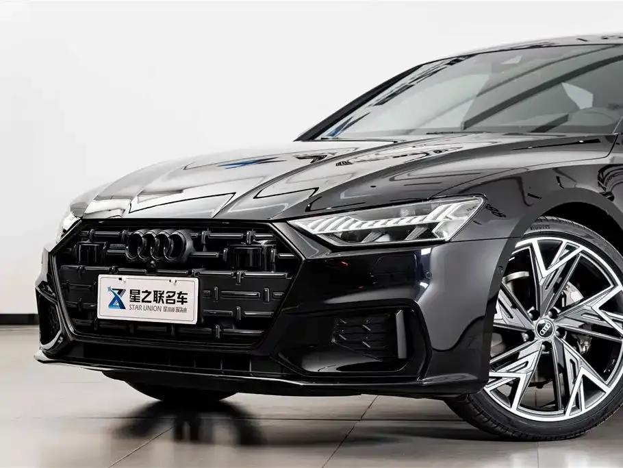 Audi A7L — фото 5