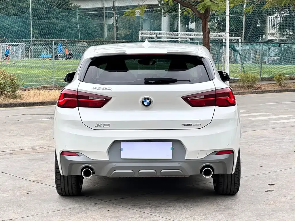 BMW X2 — фото 7
