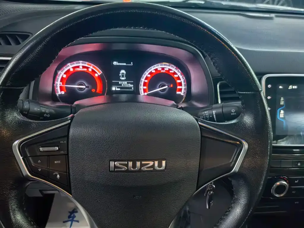 Isuzu Lingtuo — фото 10