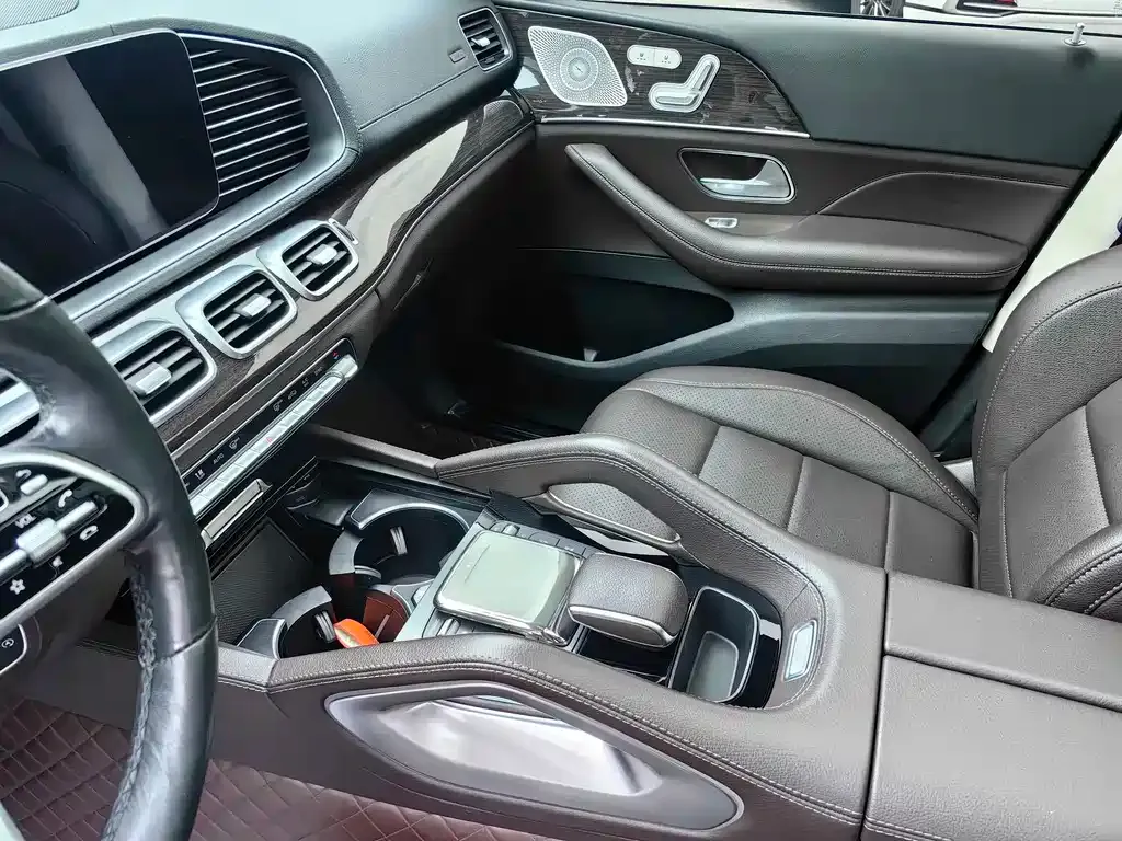 Mercedes-Benz GLE — фото 7