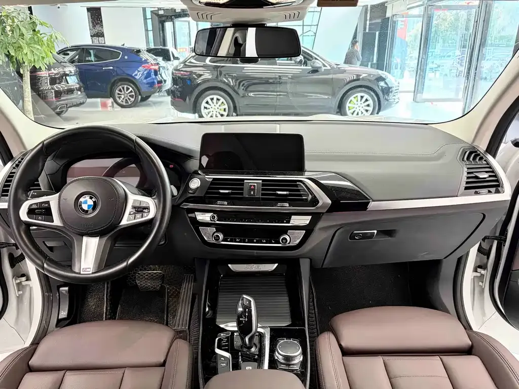 BMW X3 — фото 10