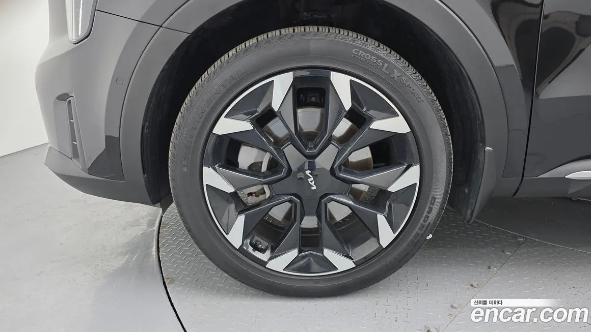 Kia Sorento — фото 3
