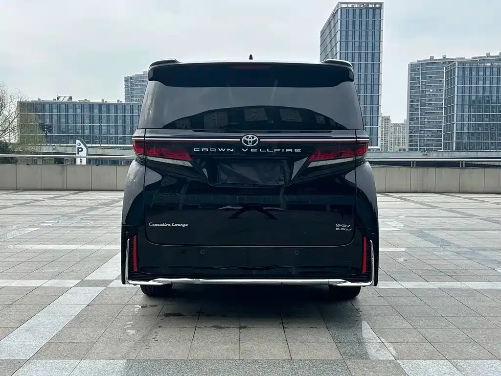 Toyota Vellfire — фото 6