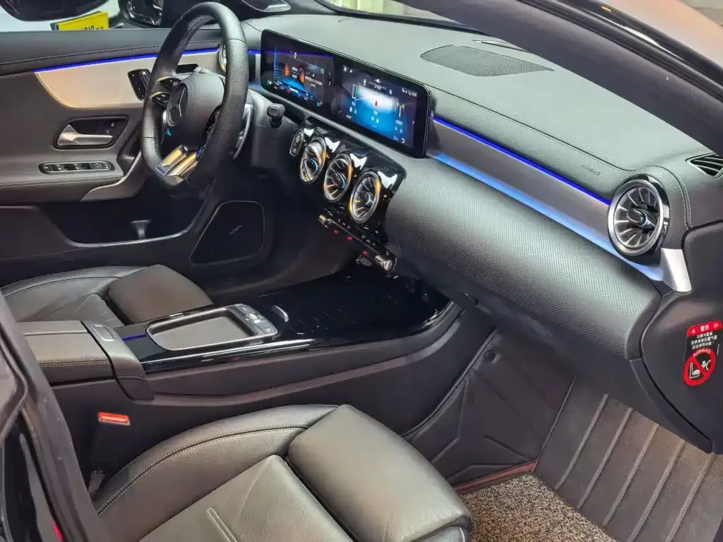 Mercedes-Benz CLA AMG — фото 4