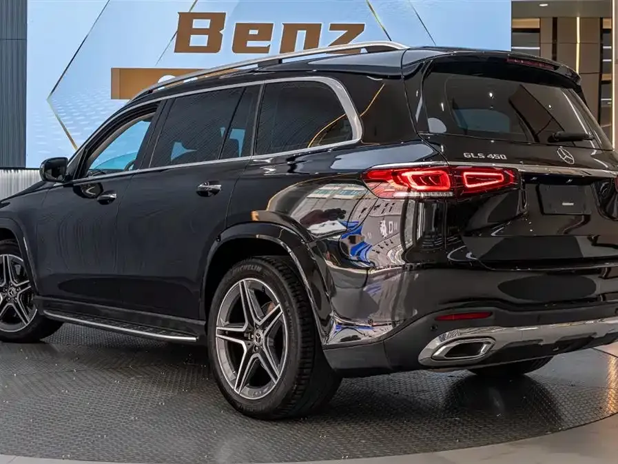 Mercedes-Benz GLS — фото 6