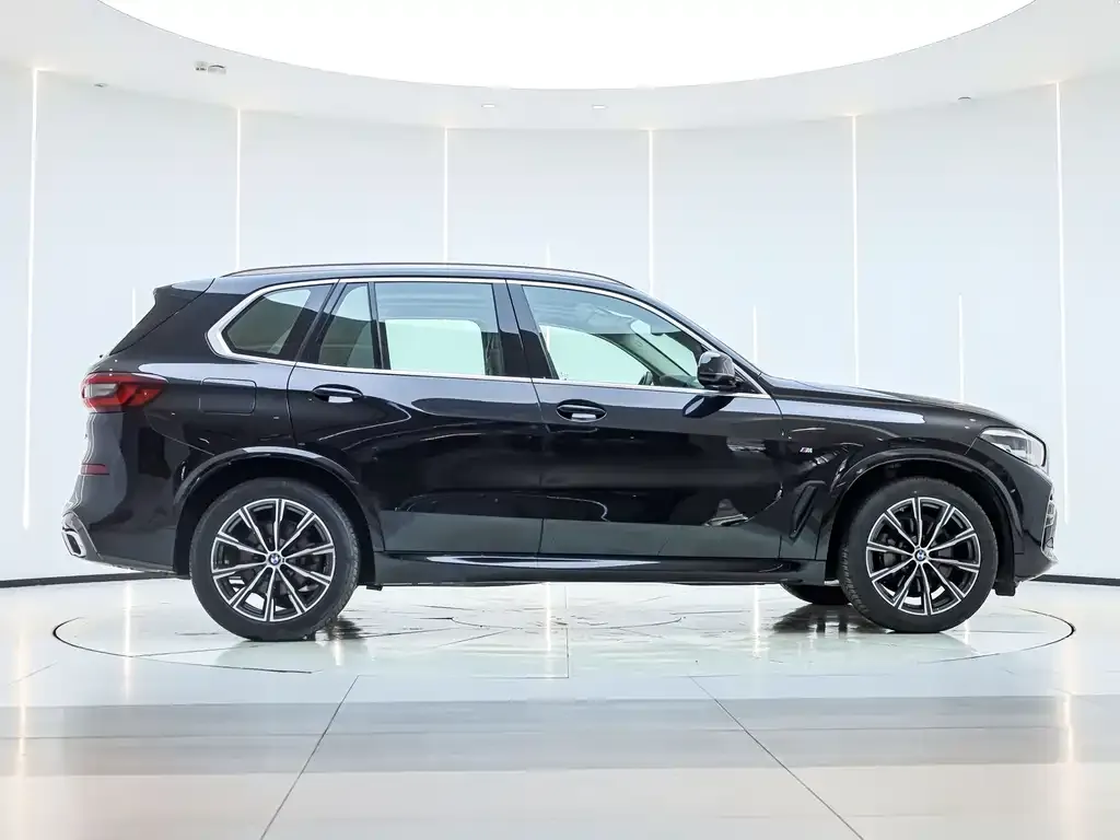 BMW X5 (Import) — фото 7