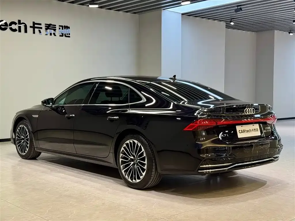 Audi A7L — фото 4