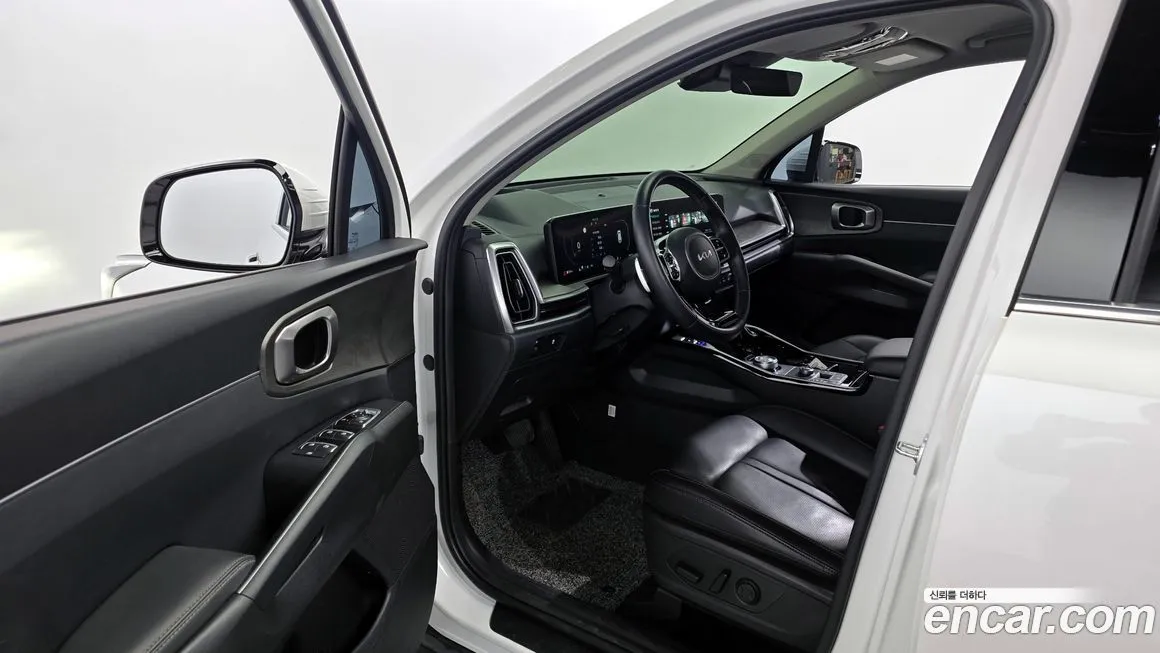 Kia Sorento — фото 6
