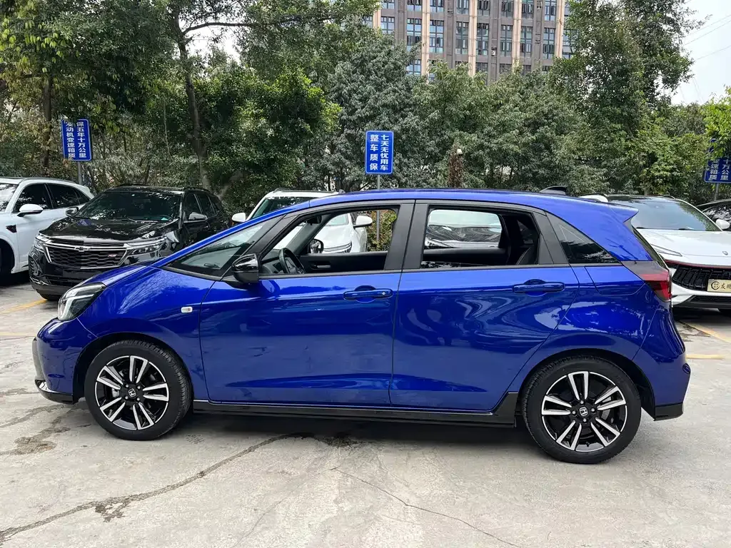 Honda Fit — фото 6