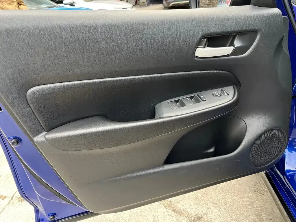 Honda Fit — фото 2