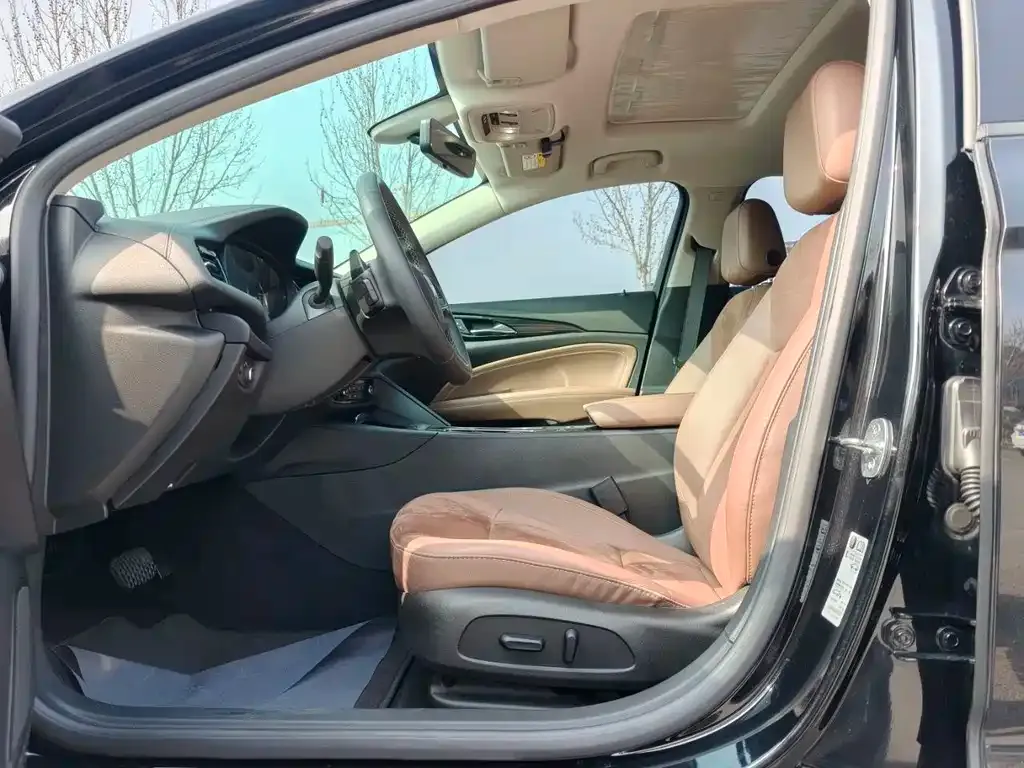 Buick Regal — фото 8