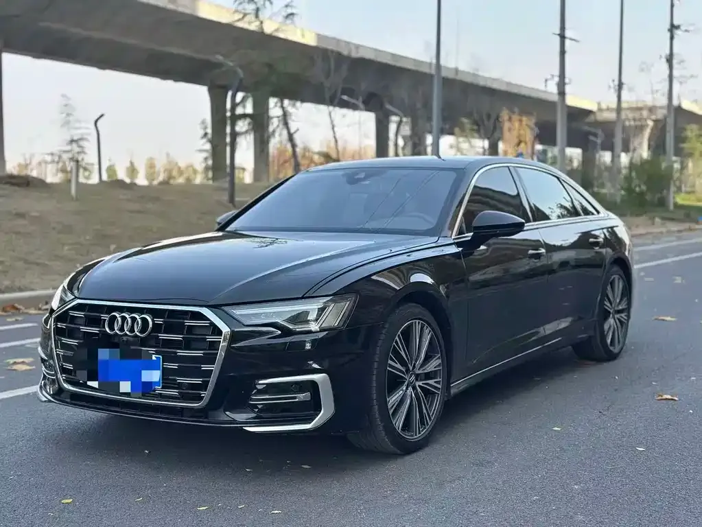 Audi A6L — фото 7