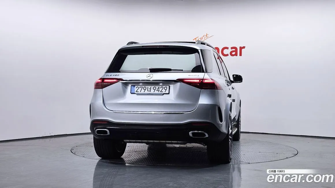Mercedes-Benz GLE-Class — фото 4