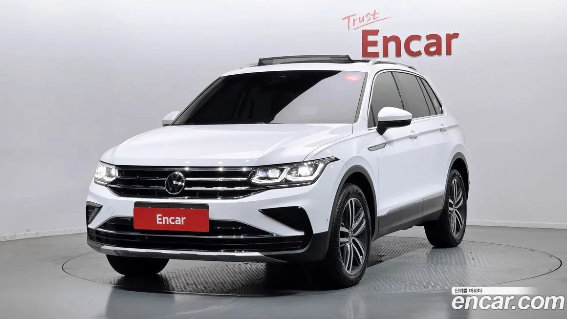 Volkswagen Tiguan — фото 1
