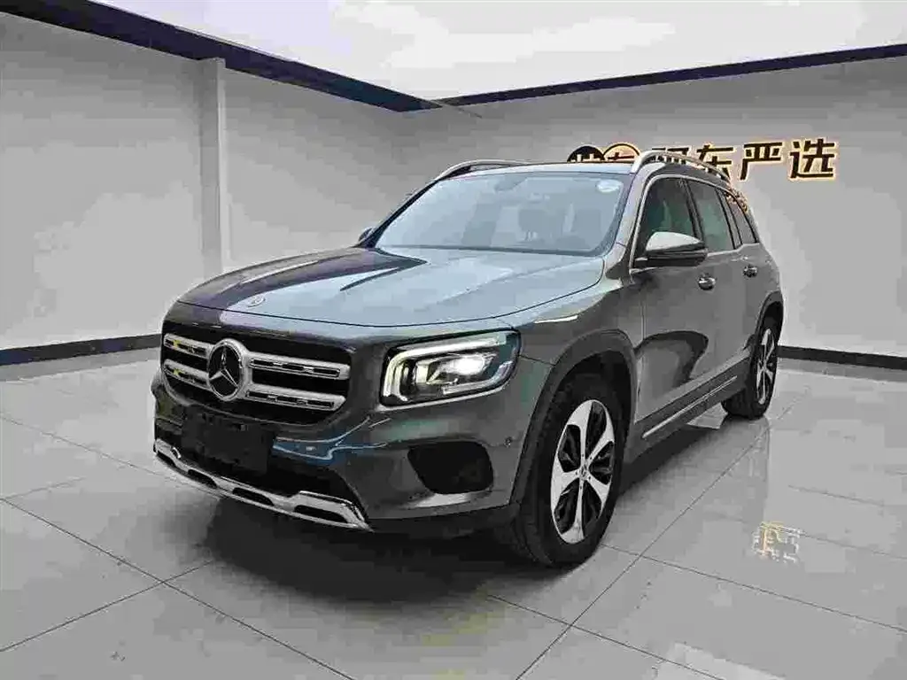 Mercedes-Benz GLB — фото 2