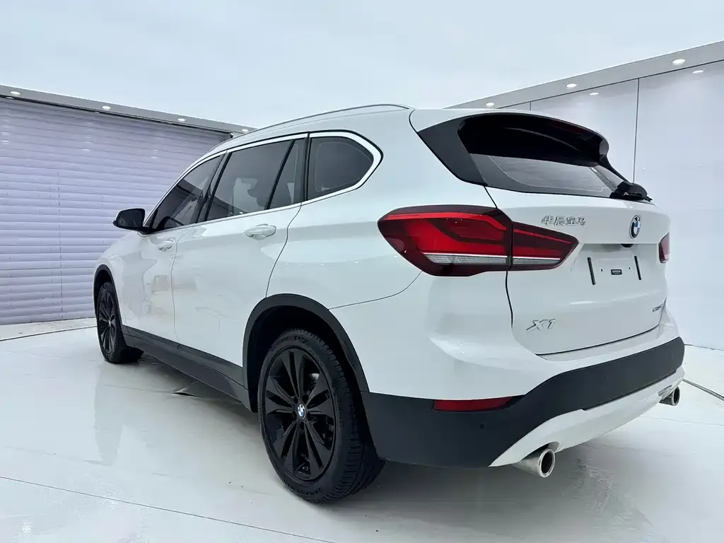 BMW X1 — фото 2
