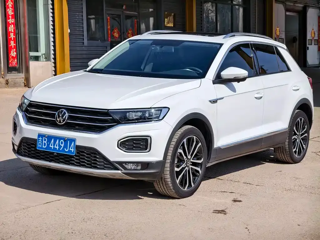Volkswagen T-Roc — фото 7