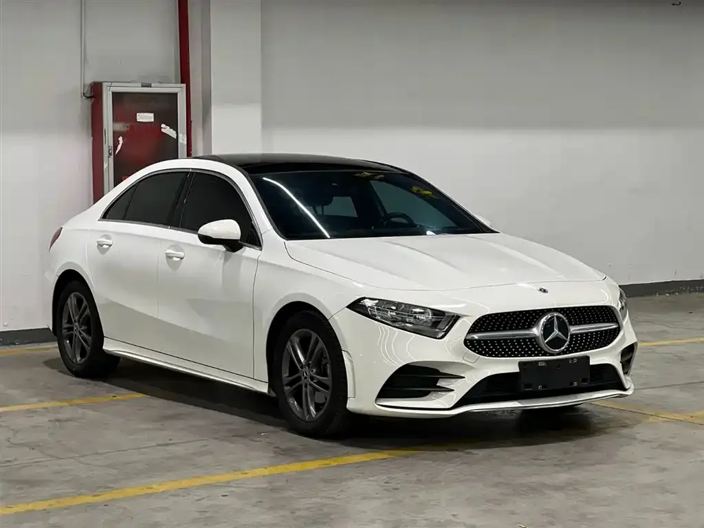 Mercedes-Benz A-Class — фото 7